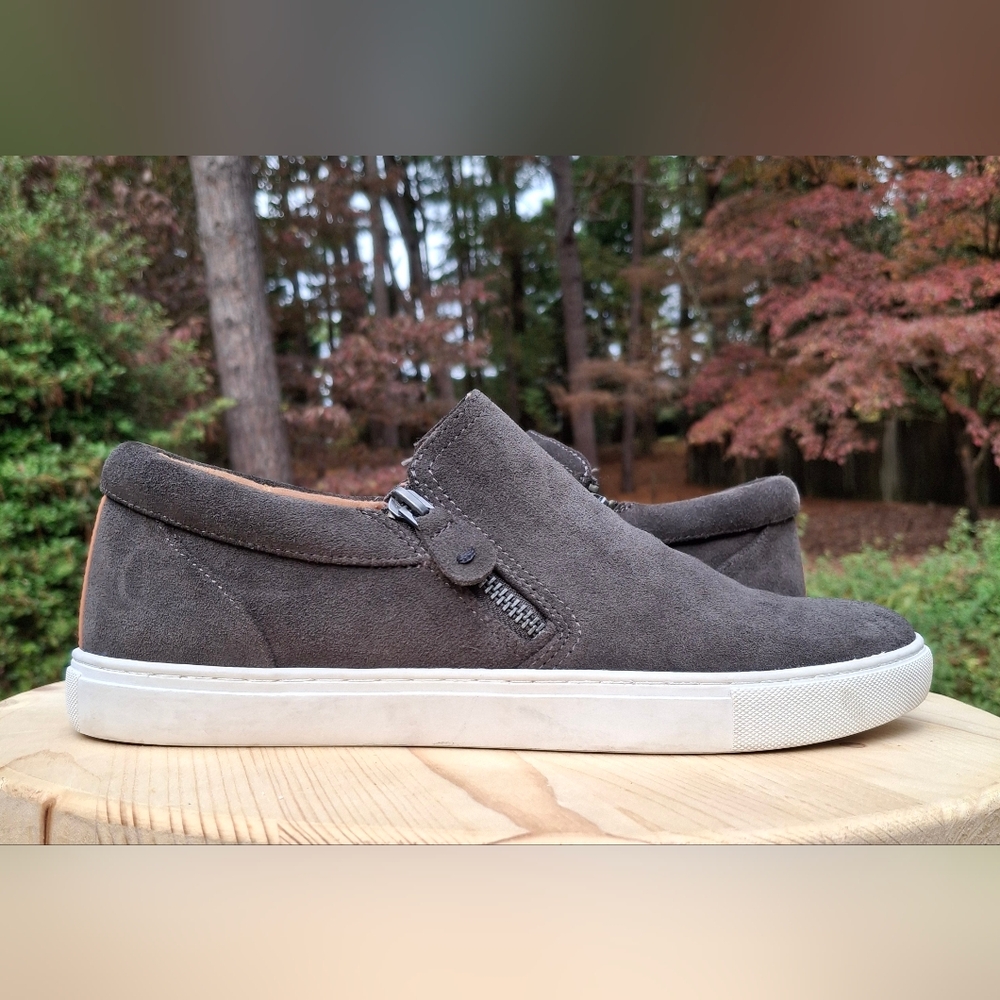 Gentle Souls Kenneth Cole Women's Grey Suede Lowe Double Zip Sneaker Size 10